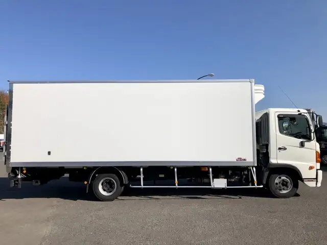 日野 レンジャー 中型/増トン 冷凍冷蔵 低温 パワーゲートの中古トラック画像3