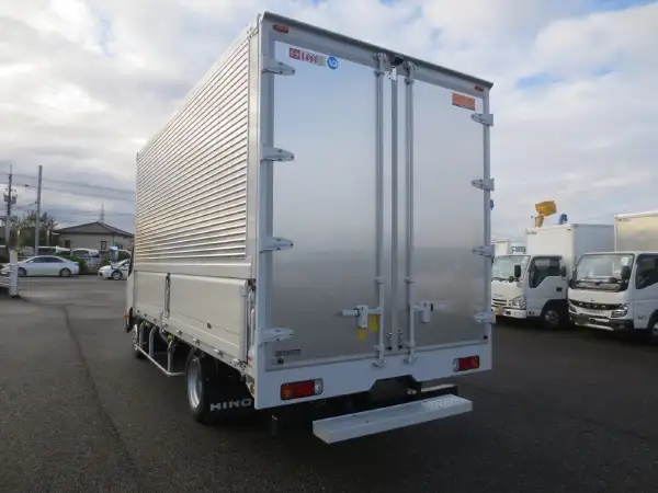日野 デュトロ 小型 ウイング 2RG-XZU710M R5の中古トラック画像7