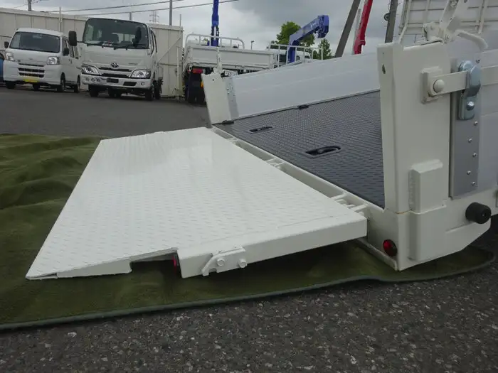 日野 デュトロ 小型 車両重機運搬 ラジコン ウインチの中古トラック画像10