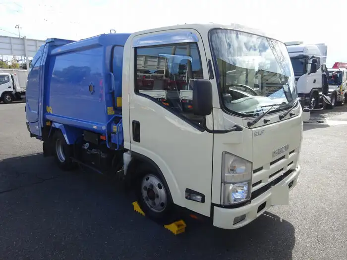 いすゞ エルフ 小型 パッカー車 プレス式 TKG-NMR85ANの中古トラック画像2