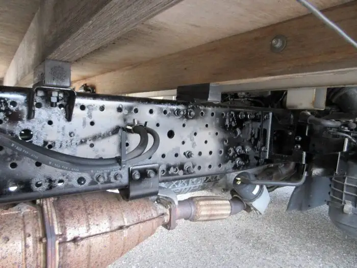 いすゞ エルフ 小型 平ボディ パワーゲート 床鉄板の中古トラック画像15