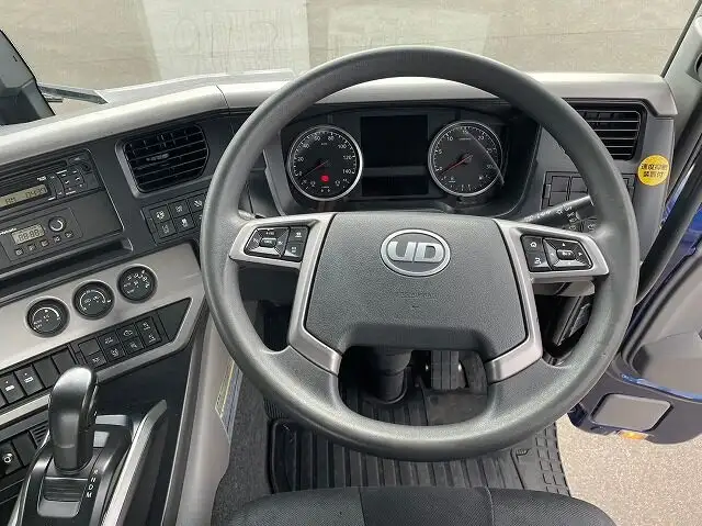 日産UD クオン 大型 トラクター ハイルーフ 1デフの中古トラック画像10