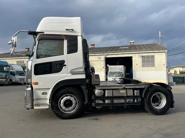 日産UD クオン 大型 トラクター ハイルーフ 1デフの中古トラック画像6