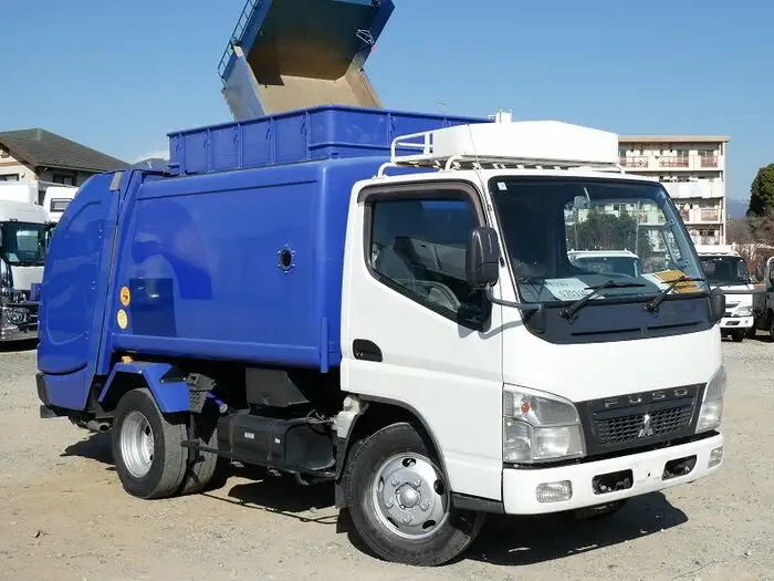 三菱 キャンター 小型 パッカー車 プレス式 回転ダンプ式の中古トラック画像3