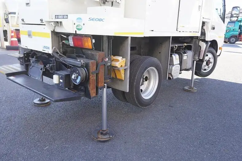 日野 デュトロ 小型 高所・建柱車 高所作業車 電工仕様の中古トラック画像12