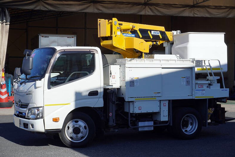 日野 デュトロ 小型 高所・建柱車 高所作業車 電工仕様｜画像1