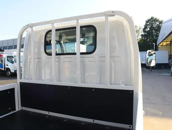 マツダ タイタン 小型 平ボディ 2RG-LHR88A R5の中古トラック画像6