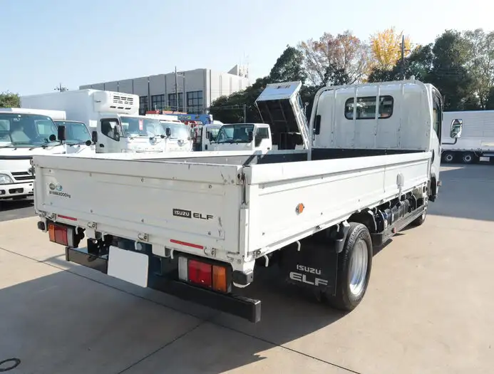 いすゞ エルフ 小型 平ボディ 2RG-NLR88AR R2の中古トラック画像2
