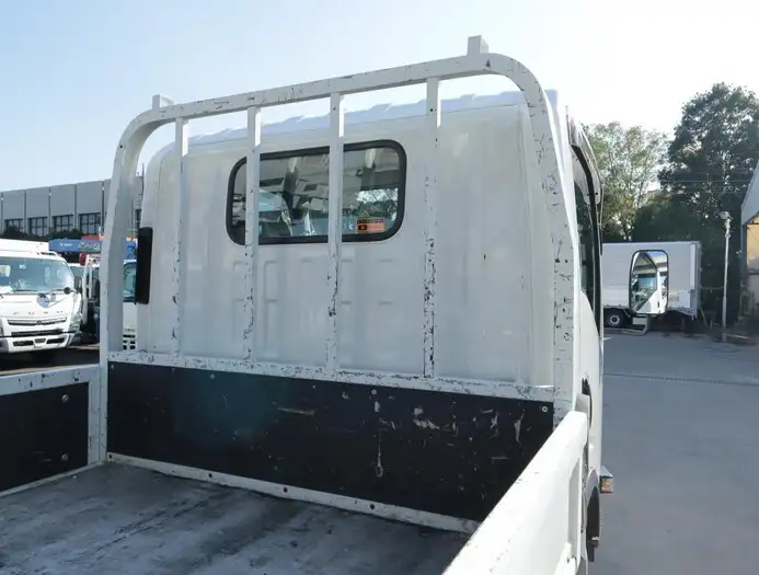 いすゞ エルフ 小型 平ボディ 2RG-NLR88AR R2の中古トラック画像7