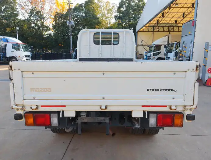 マツダ タイタン 小型 平ボディ TRG-LJS85A H30の中古トラック画像3
