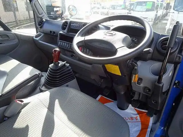 日野 デュトロ 小型 ダンプ 強化 TKG-XZU610Tの中古トラック画像11