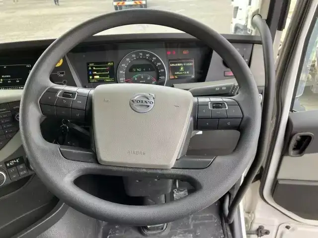 ボルボ トラック 大型 トラクター ハイルーフ 1デフの中古トラック画像7