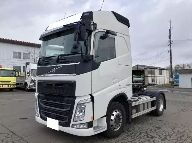 ボルボ トラック 大型 トラクター ハイルーフ 1デフ｜画像1