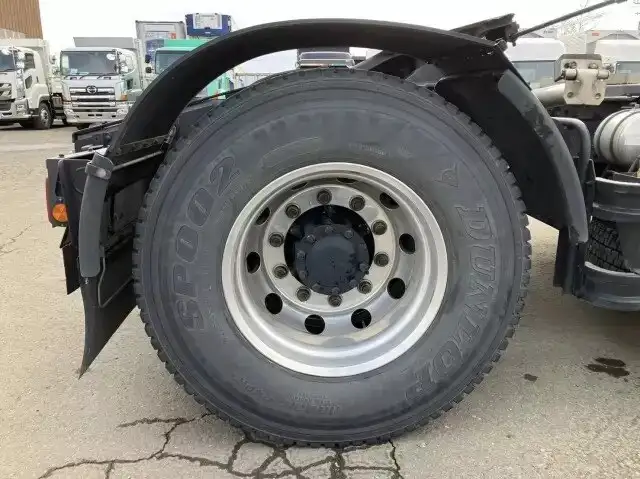 いすゞ ギガ 大型 トラクター 1デフ ベッドの中古トラック画像19