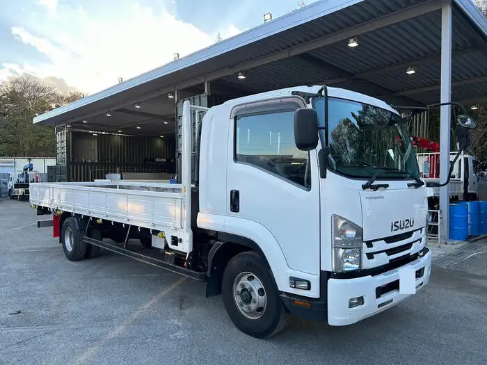 いすゞ フォワード 中型/増トン 平ボディ ベッド TKG-FRR90S2の中古トラック画像3