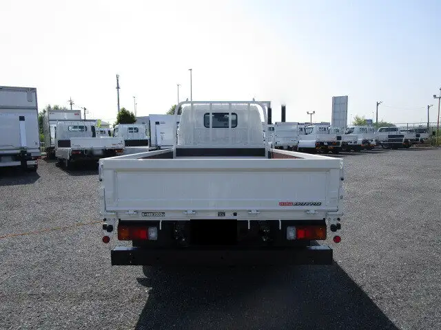 日野 デュトロ 小型 平ボディ 2RG-XZU645M R5の中古トラック画像4