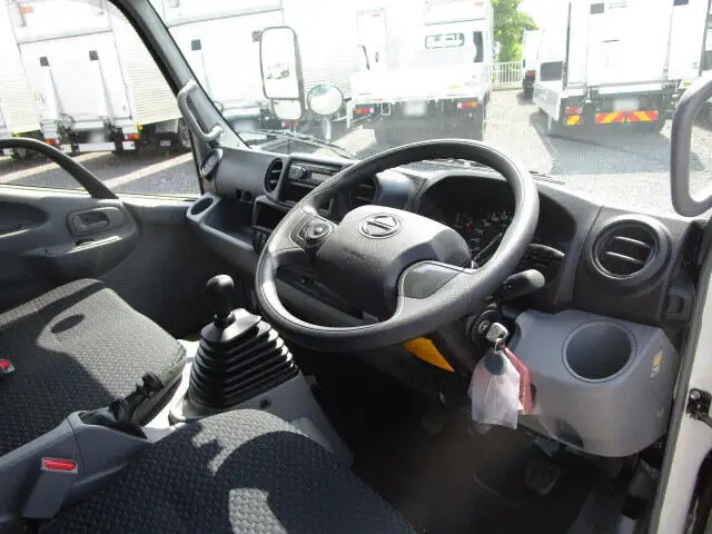 日野 デュトロ 小型 平ボディ 2RG-XZU605M R5の中古トラック画像14