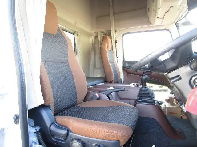 日野 レンジャー 中型/増トン ウイング パワーゲート エアサスの中古トラック画像15
