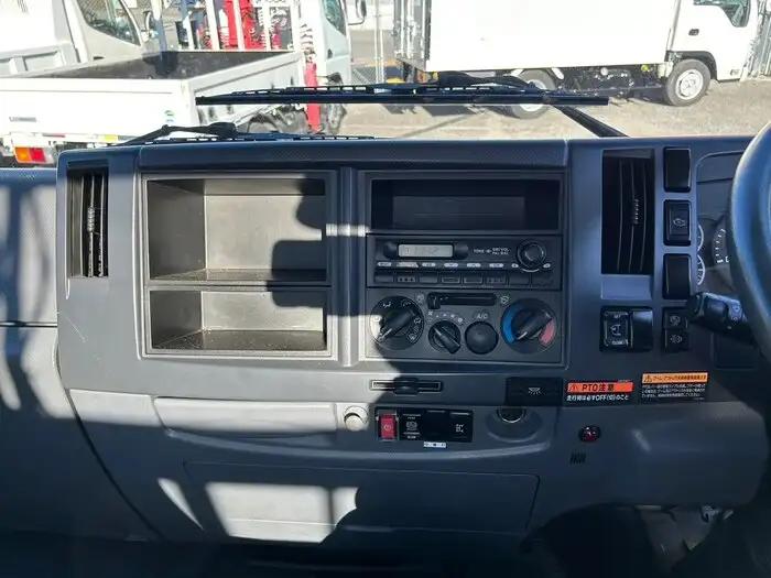 いすゞ フォワード 中型/増トン クレーン付 4段 ラジコンの中古トラック画像14