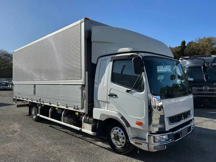 三菱 ファイター 中型/増トン ウイング エアサス ベッドの中古トラック画像2