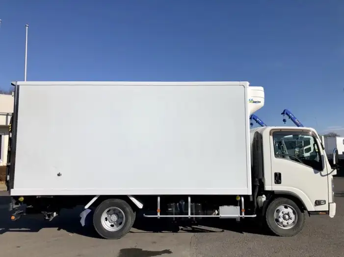 いすゞ エルフ 小型 冷凍冷蔵 低温 パワーゲートの中古トラック画像3