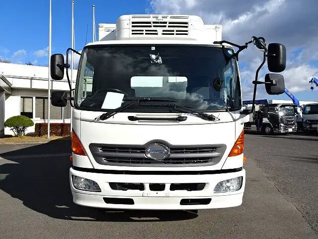 日野 レンジャー 中型/増トン 冷凍冷蔵 低温 パワーゲートの中古トラック画像2