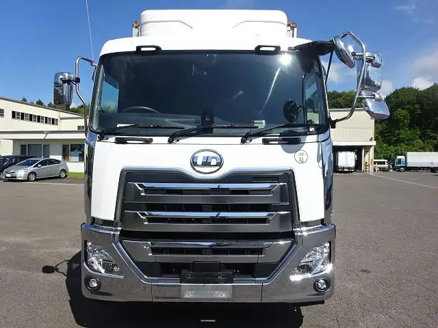 日産UD クオン 大型 冷凍冷蔵 冷凍ウイング 中温の中古トラック画像2