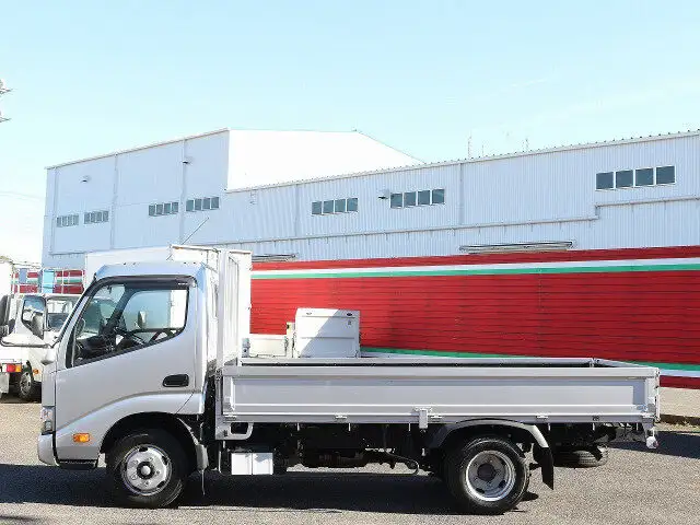 日野 デュトロ 小型 平ボディ TPG-XZC645M H31/R1の中古トラック画像5