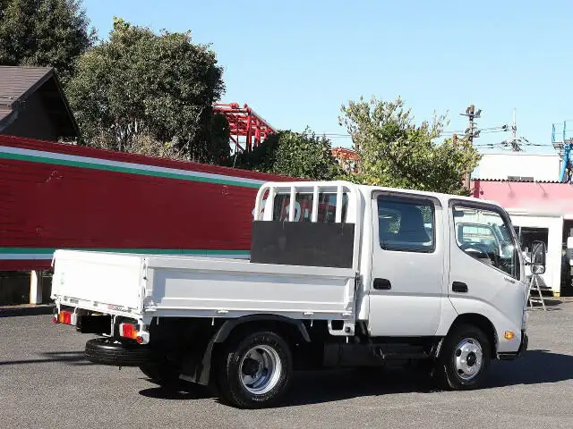 日野 デュトロ 小型 平ボディ Wキャブ TPG-XZU605Mの中古トラック画像4