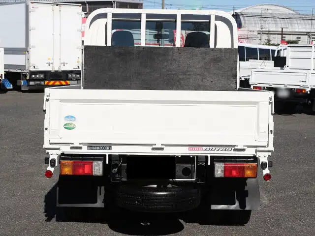 日野 デュトロ 小型 平ボディ Wキャブ TPG-XZU605Mの中古トラック画像5