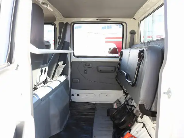日野 デュトロ 小型 平ボディ Wキャブ TPG-XZU605Mの中古トラック画像16