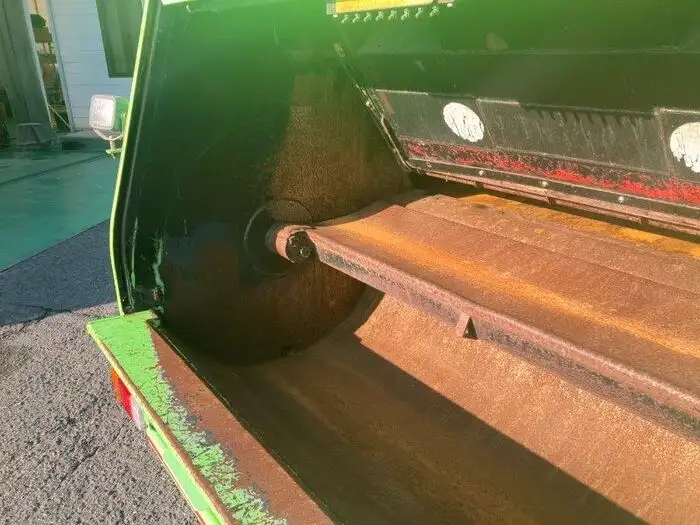 いすゞ エルフ 小型 パッカー車 巻き込み式 回転ダンプ式の中古トラック画像5