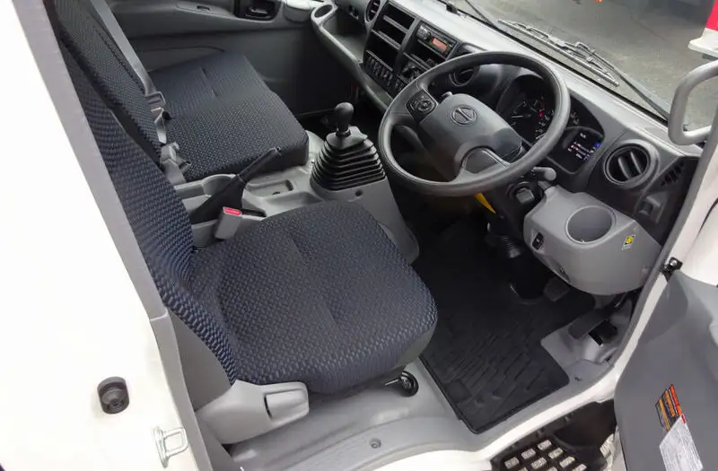 あ デュトロワイド スパシル70 日野 デュトロ 小型 クレーン付 ワイドロング の中古トラック
