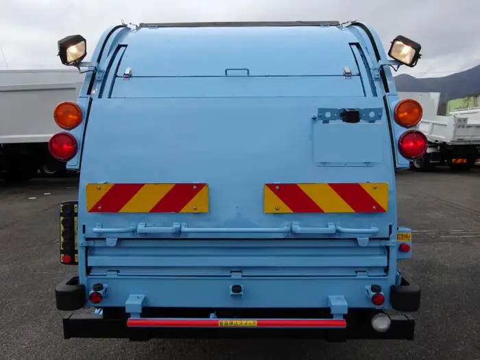 いすゞ エルフ 小型 パッカー車 プレス式 TPG-NMR85Nの中古トラック画像3