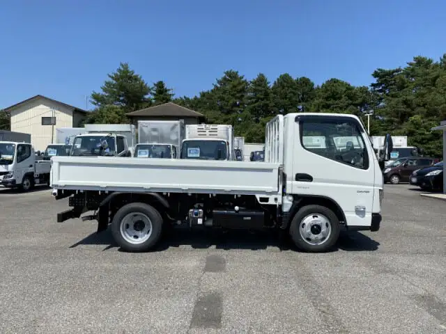 三菱 キャンター 小型 平ボディ 2RG-FBAV0 R5の中古トラック画像4