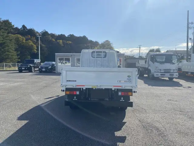 三菱 キャンター 小型 平ボディ 2RG-FBAV0 R5の中古トラック画像6