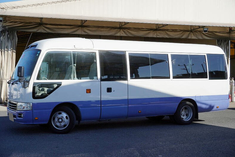 トヨタ コースター 小型 バス マイクロバス BDG-XZB50｜画像1