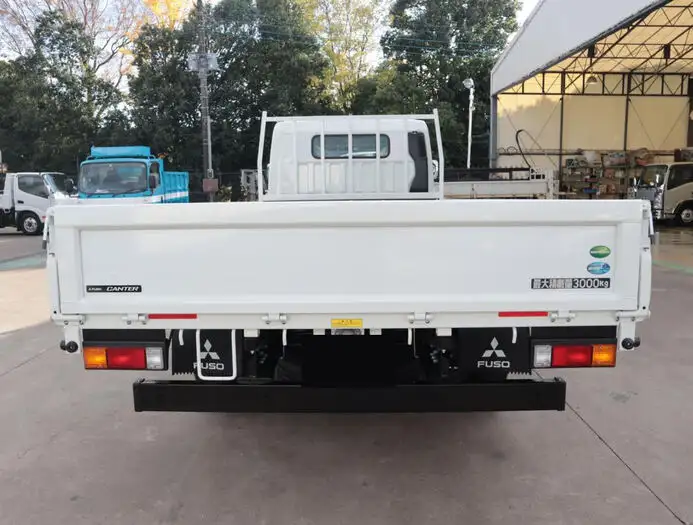 三菱 キャンター 小型 平ボディ 2RG-FEB50 R5の中古トラック画像3