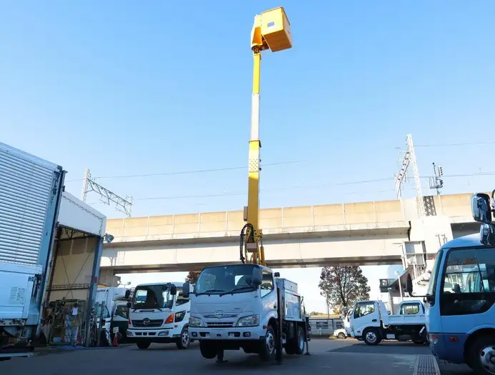 日野 デュトロ 小型 高所・建柱車 高所作業車 電工仕様の中古トラック画像8