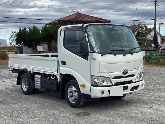 トヨタ ダイナ 小型 平ボディ 2RG-XZC605 R4の中古トラック画像2