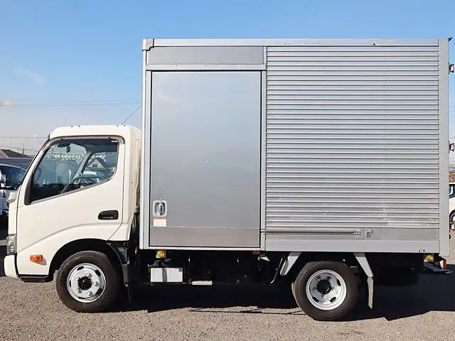トヨタ トヨエース 小型 アルミバン サイドドア TPG-XZC605の中古トラック画像5
