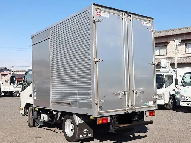 トヨタ トヨエース 小型 アルミバン サイドドア TPG-XZC605の中古トラック画像4