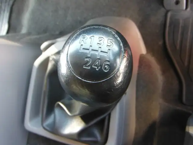 日産UD コンドル 中型/増トン ウイング ベッド TKG-MK38Lの中古トラック画像11