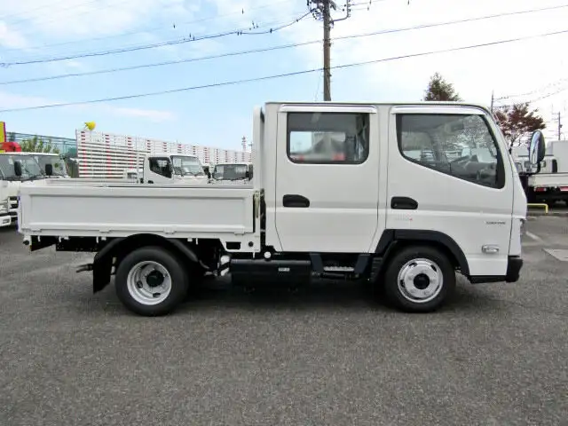 三菱 キャンター 小型 平ボディ Wキャブ 2RG-FBA20の中古トラック画像2