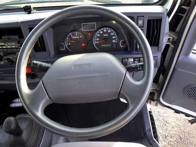 マツダ タイタン 小型 平ボディ TKG-LKR85A H25の中古トラック画像10