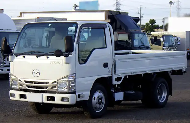 マツダ タイタン 小型 平ボディ TKG-LKR85A H25の中古トラック画像1