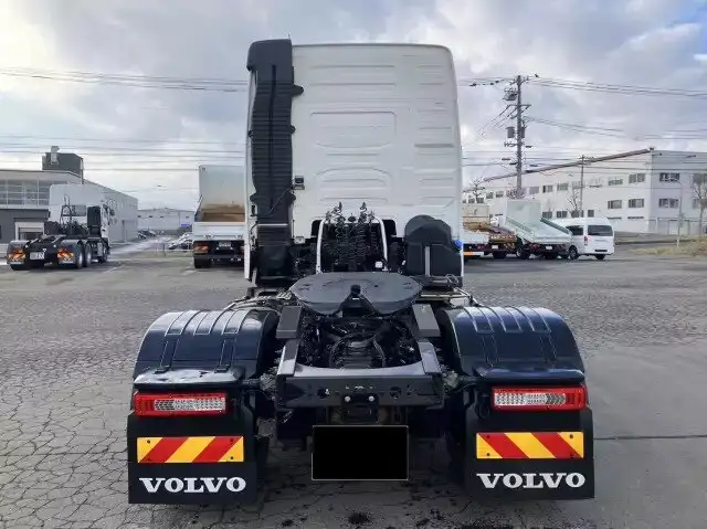 ボルボ トラック 大型 トラクター ハイルーフ 1デフの中古トラック画像3