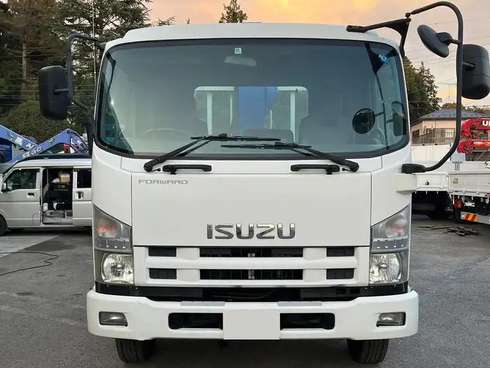 いすゞ フォワード 中型/増トン クレーン付 4段 ラジコンの中古トラック画像2