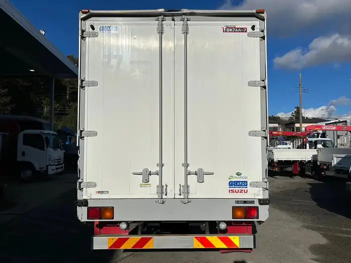 いすゞ フォワード 中型/増トン ウイング ベッド 2RG-FRR90S2の中古トラック画像4