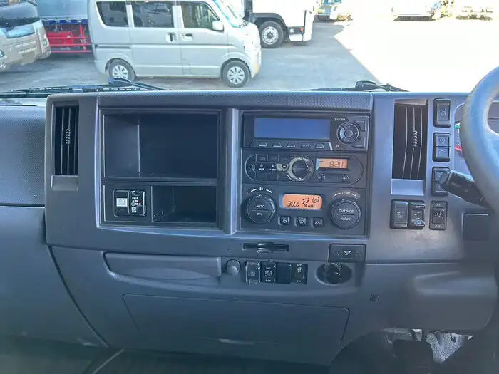 いすゞ フォワード 中型/増トン ウイング ベッド 2RG-FRR90S2の中古トラック画像14